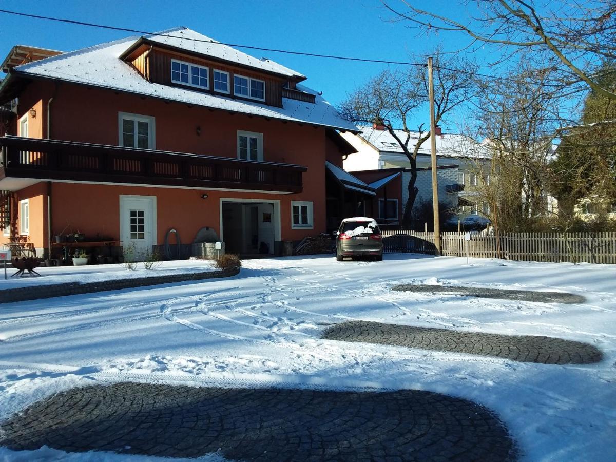 Gasthof Thuenauer Offenhausen Exterior foto